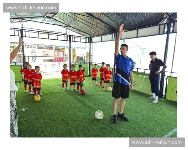 FIFA世界杯回顾：绿茵场上的瞬间与传奇